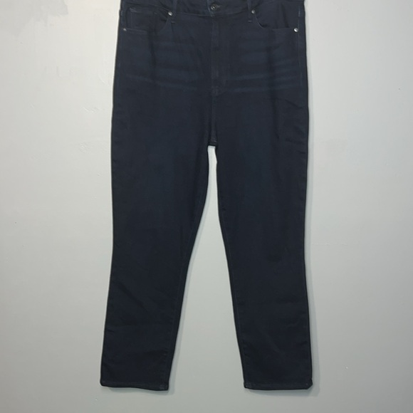 Paige High Rise Cindy Jeans Size 33 Dark Blue. Pre-owned in EUC - Picture 10 of 12